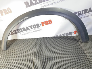 накладка колесной арки передний левый Volvo XC90 1 поколение 2006, 2.4 л., D 5244 T, дизель, АКПП, 455 titanium grey pearl, внедорожник 5 дв., правый руль, 30655181