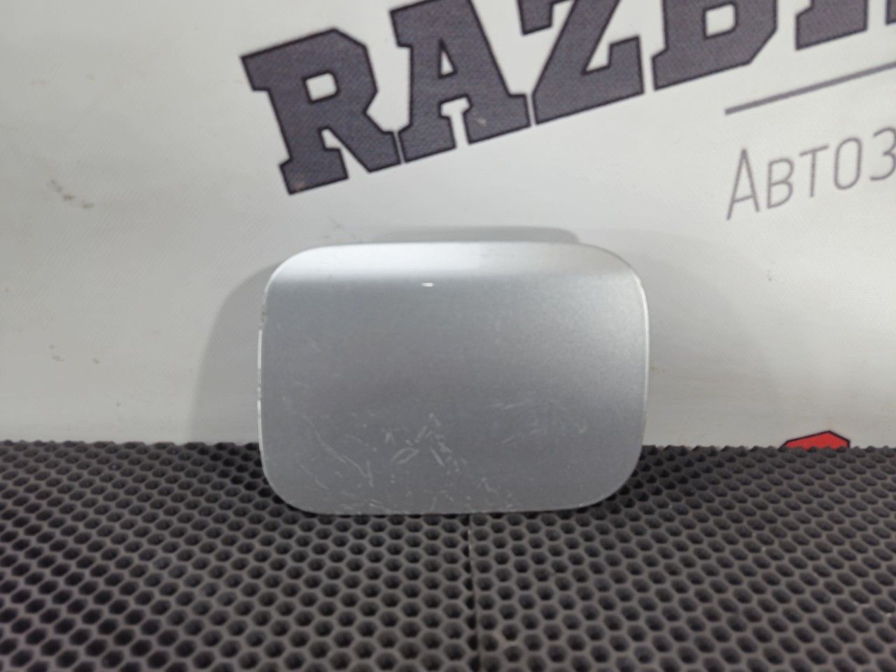 лючок топливного бака Lexus LS 4 поколение (2006 - 2009), 4.6 л., 1UR-FSE, бензин, АКПП, 1f2, седан, задний привод, правый руль, 7735050050 - фото №1