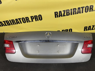 крышка багажника (дверь 3-5) Mercedes-Benz E-Класс W212/S212/C207/A207 W212 2010, 2.1 л., OM 651.925, дизель, 6МКПП, седан, A2127500275