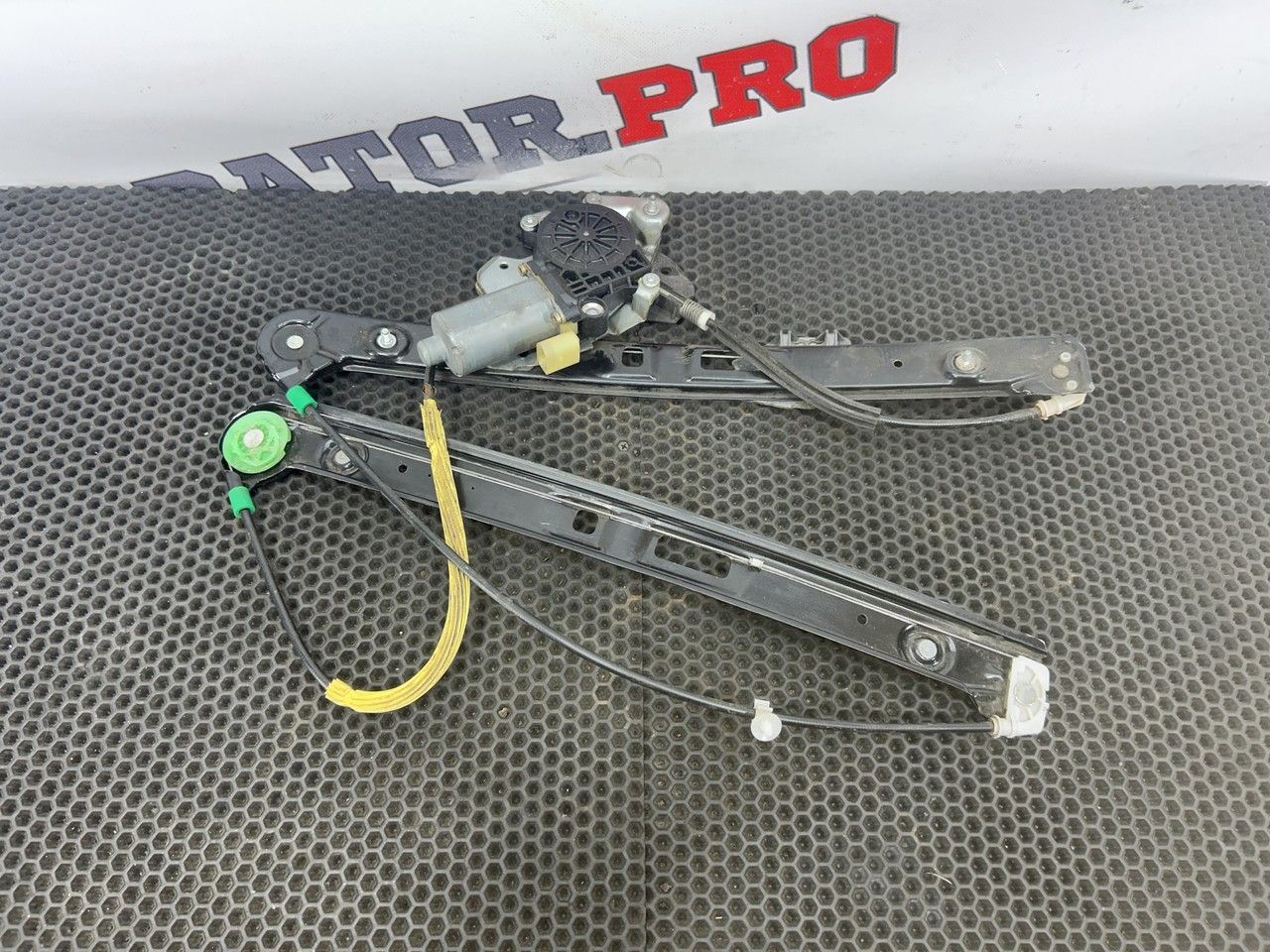 стеклоподъемник BMW 3 серия E46 (1997 - 2003), 8196037 - фото №1