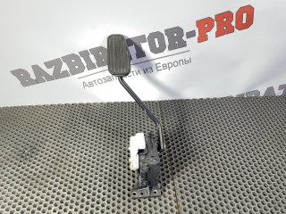 педаль Volvo XC90 1 поколение 2006, 2.4 л., D 5244 T, дизель, АКПП, 455 titanium grey pearl, внедорожник 5 дв., правый руль, 30683521