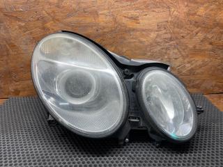 фара правая Mercedes-Benz E-Класс W211/S211 2004, 2.7 л., OM 647.961, дизель, МКПП, седан