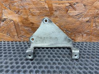 кронштейн (крепление) Mercedes-Benz Vito W639 2008, 2.2 л., OM 646.980, дизель, МКПП, микроавтобус