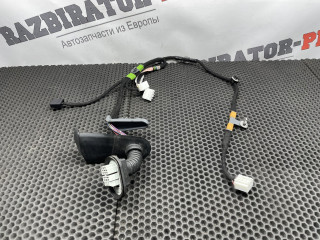 дверная проводка Mazda 3 2 поколение [рестайлинг] BM 2013, 2.2 л., дизель, МКПП, BHS3-67-210