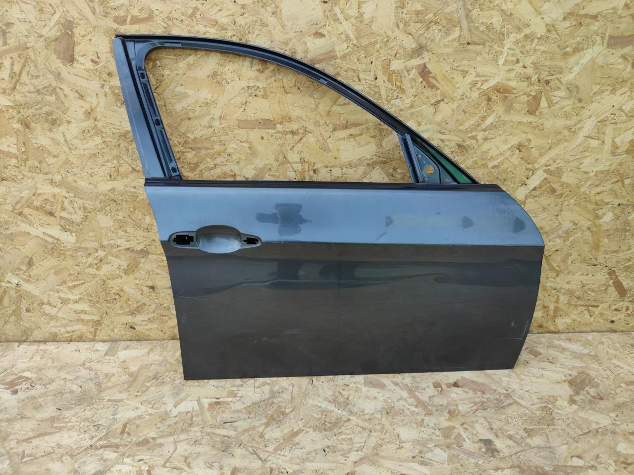 дверь передняя правая BMW 3 серия E90/E91/E92/E93 2006, 2.0 л., N46 B20 B, бензин, МКПП, седан - фото №1