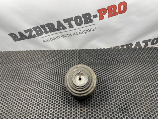 подушка крепления двигателя Mercedes-Benz C-Класс W203/S203/CL203 2002, 2.0 л., M 111.955, бензин, МКПП, купе, A2032400417