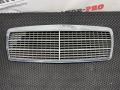 решетка радиатора Mercedes-Benz E-Класс W210/S210 [рестайлинг] W210 1999, 2.0 л., M 111.942, бензин, АКПП, седан, задний привод, правый руль - фото №2