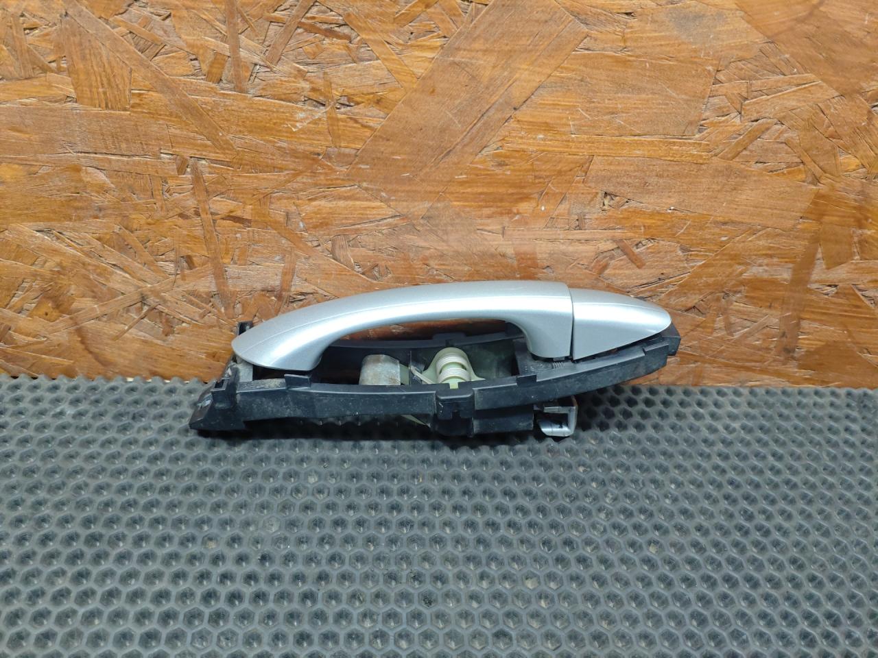ручка наружная Mercedes-Benz E-Класс W211/S211 2004, 2.7 л., OM 647.961, дизель, МКПП, седан - фото №1