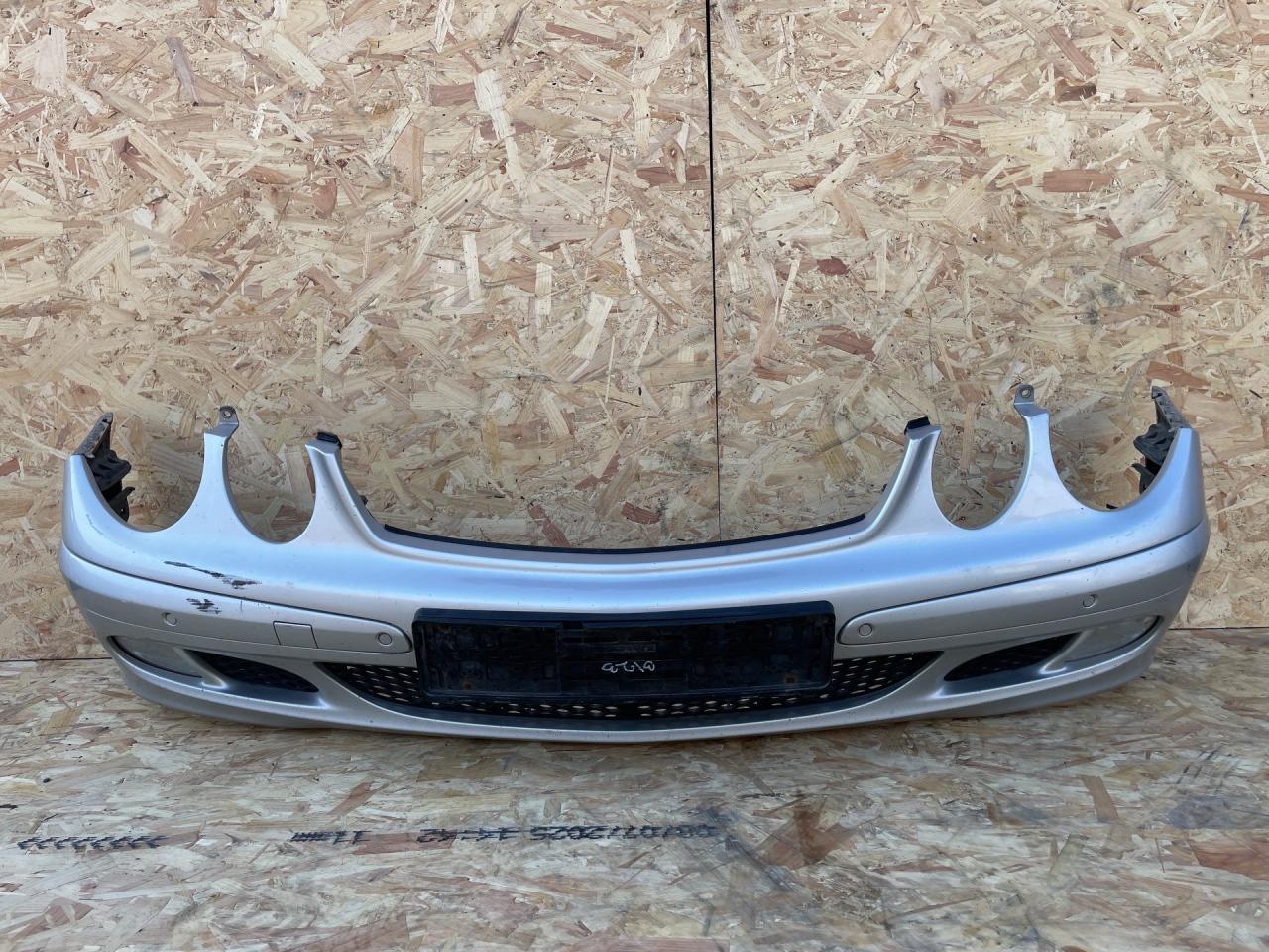 бампер передний Mercedes-Benz E-Класс W211/S211 2004, 2.7 л., OM 647.961, дизель, МКПП, седан - фото №1