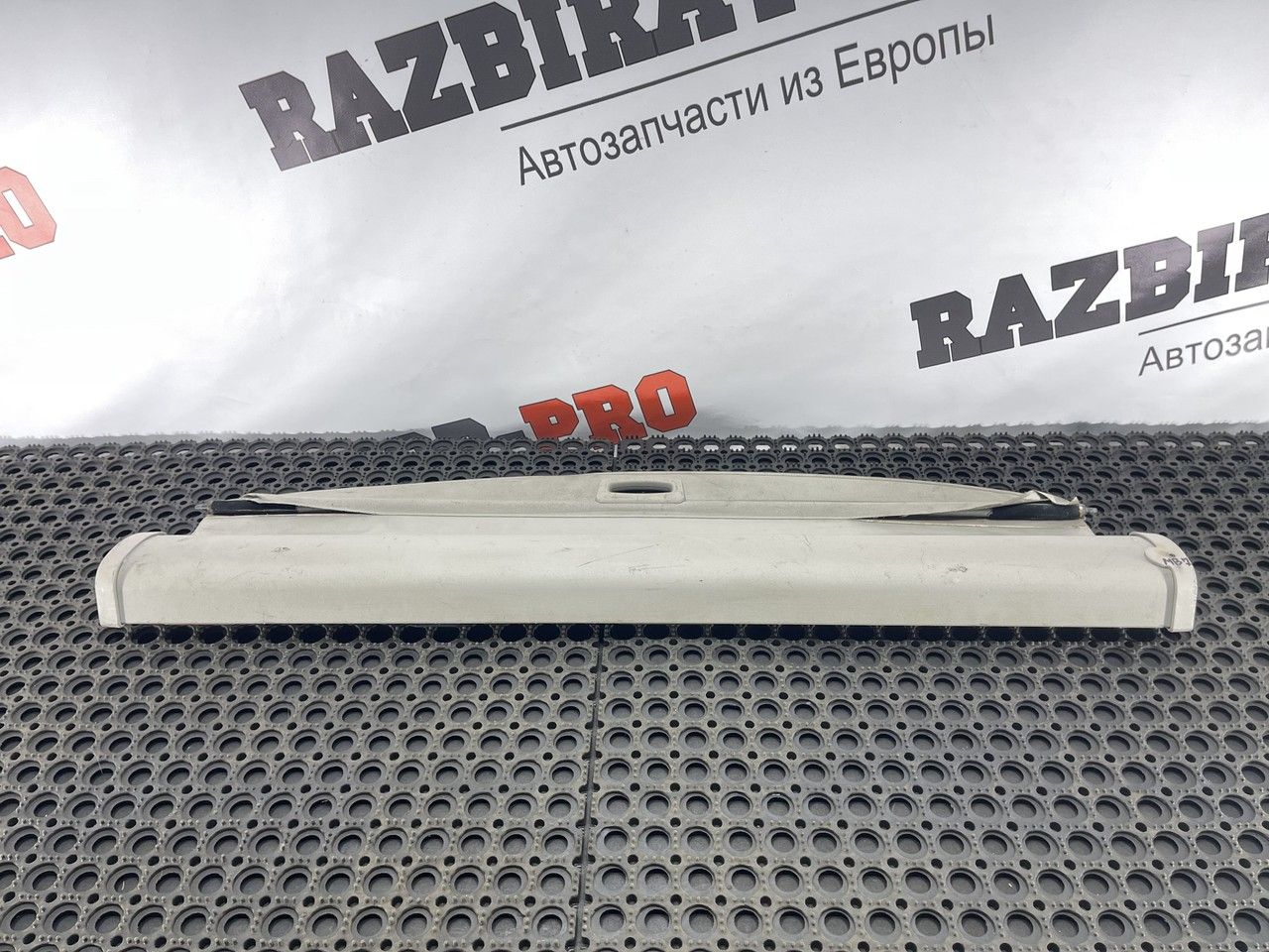 шторка багажника Mercedes-Benz E-Класс W211/S211 W211 2003, 1.8 л., M 271.941, бензин, АКПП, c185 melanitschwarz, универсал, правый руль, A2118600075, 2118600075 - фото №1