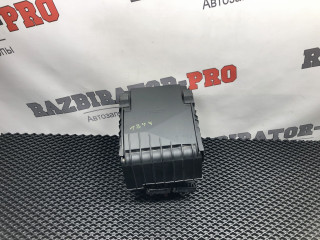 блок предохранителей Volkswagen Sharan 2 поколение 2011, 2.0 л., CFFB, дизель, 6МКПП, 2t, минивэн, передний привод, правый руль, 3C0937125, 6359-2777, 1K0937132F