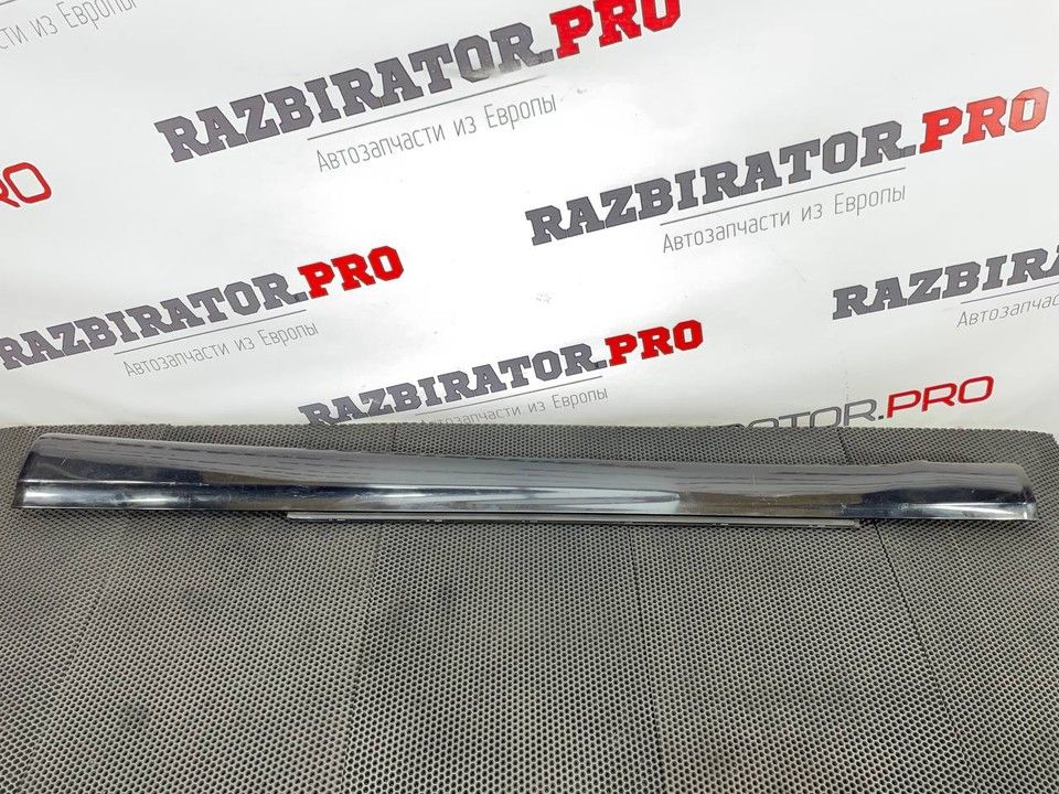 накладка на порог Mercedes-Benz C-Класс W203/S203/CL203 2002, 2.0 л., M 111.955, бензин, МКПП, купе, A2036980554 - фото №1