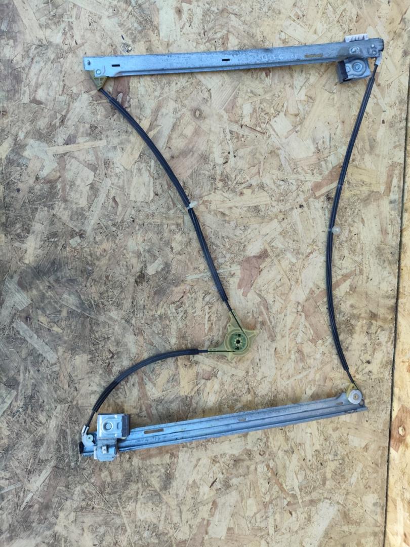 стеклоподъемник передний правый Mercedes-Benz Vito W639 2008, 2.2 л., OM 646.980, дизель, МКПП, микроавтобус - фото №1