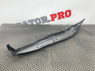 пыльник переднего крыла Mercedes-Benz C-Класс W203/S203/CL203 [рестайлинг] 2006, 3.5 л., M 272.960, бензин, АКПП, универсал, A2038890225