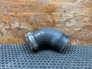 патрубок интеркулера Volkswagen Passat B5 [рестайлинг] (2000 - 2005), 1.4 л., BMY, бензин, универсал, передний привод