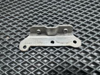 кронштейн (крепление) Mercedes-Benz E-Класс W212/S212/C207/A207 W212 2009, 2.1 л., OM 651.924, дизель, 6МКПП, 040, седан, задний привод, правый руль, A6510900241