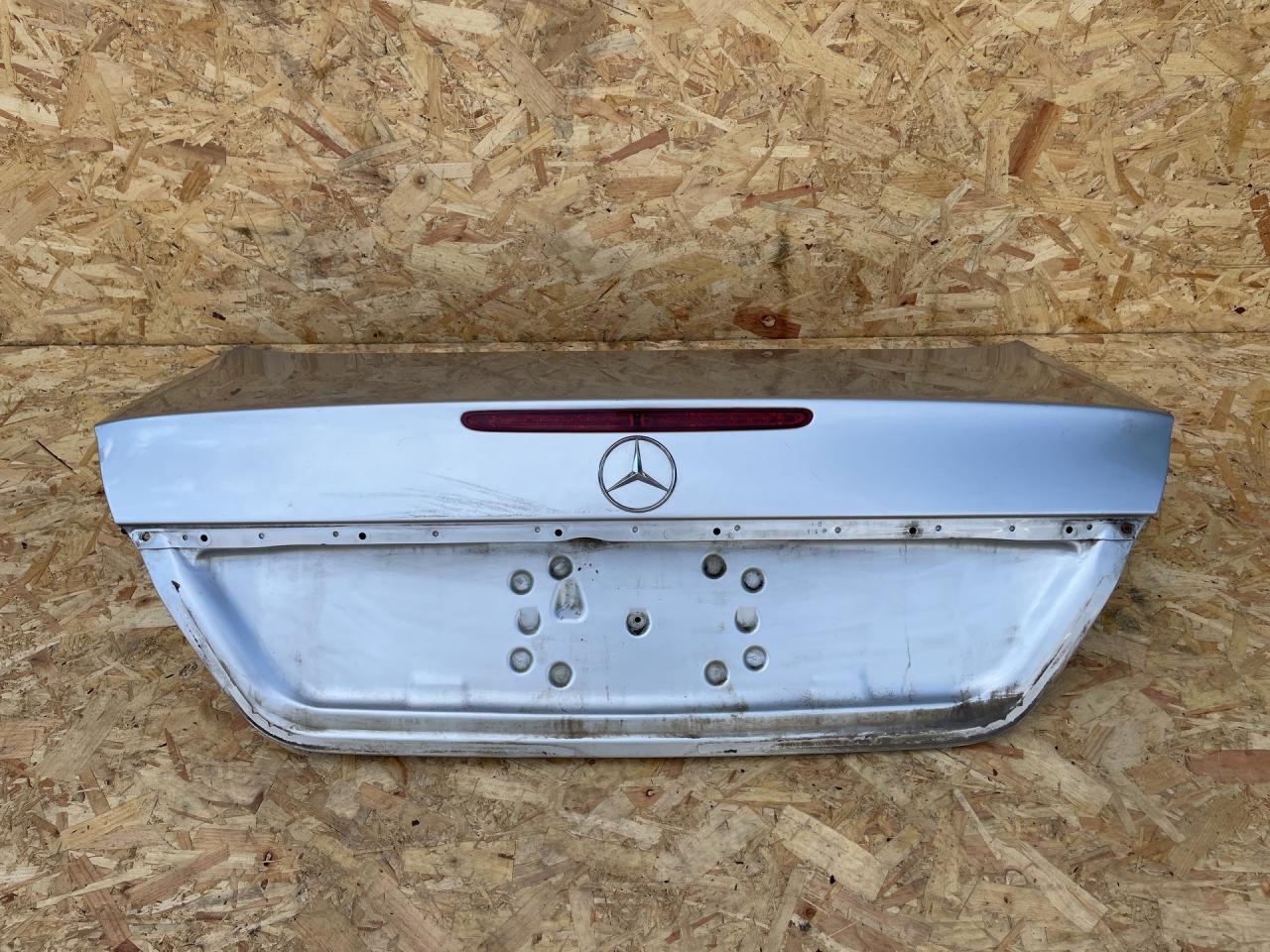 крышка багажника (дверь 3-5) Mercedes-Benz E-Класс W211/S211 2004, 2.7 л., OM 647.961, дизель, МКПП, седан, A2117500075 - фото №1