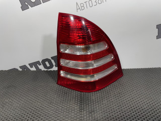 фонарь задний правый Mercedes-Benz C-Класс W203/S203/CL203 [рестайлинг] 2006, 3.5 л., M 272.960, бензин, АКПП, универсал, A2038202464
