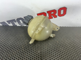 бачок расширительный Peugeot 307 1 поколение (2001 - 2005), 132386