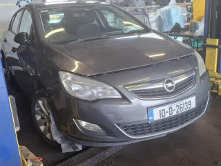 Opel Astra J