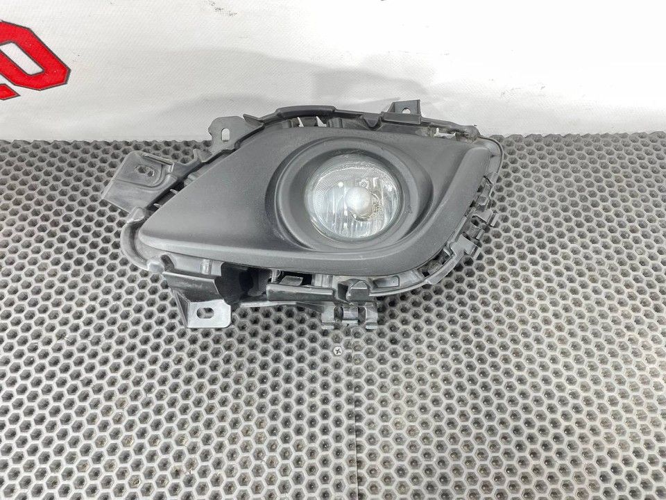 фара противотуманная правая Mazda 6 GJ 2012, 2.2 л., SHY1, дизель, МКПП, универсал, TK2151690A - фото №1
