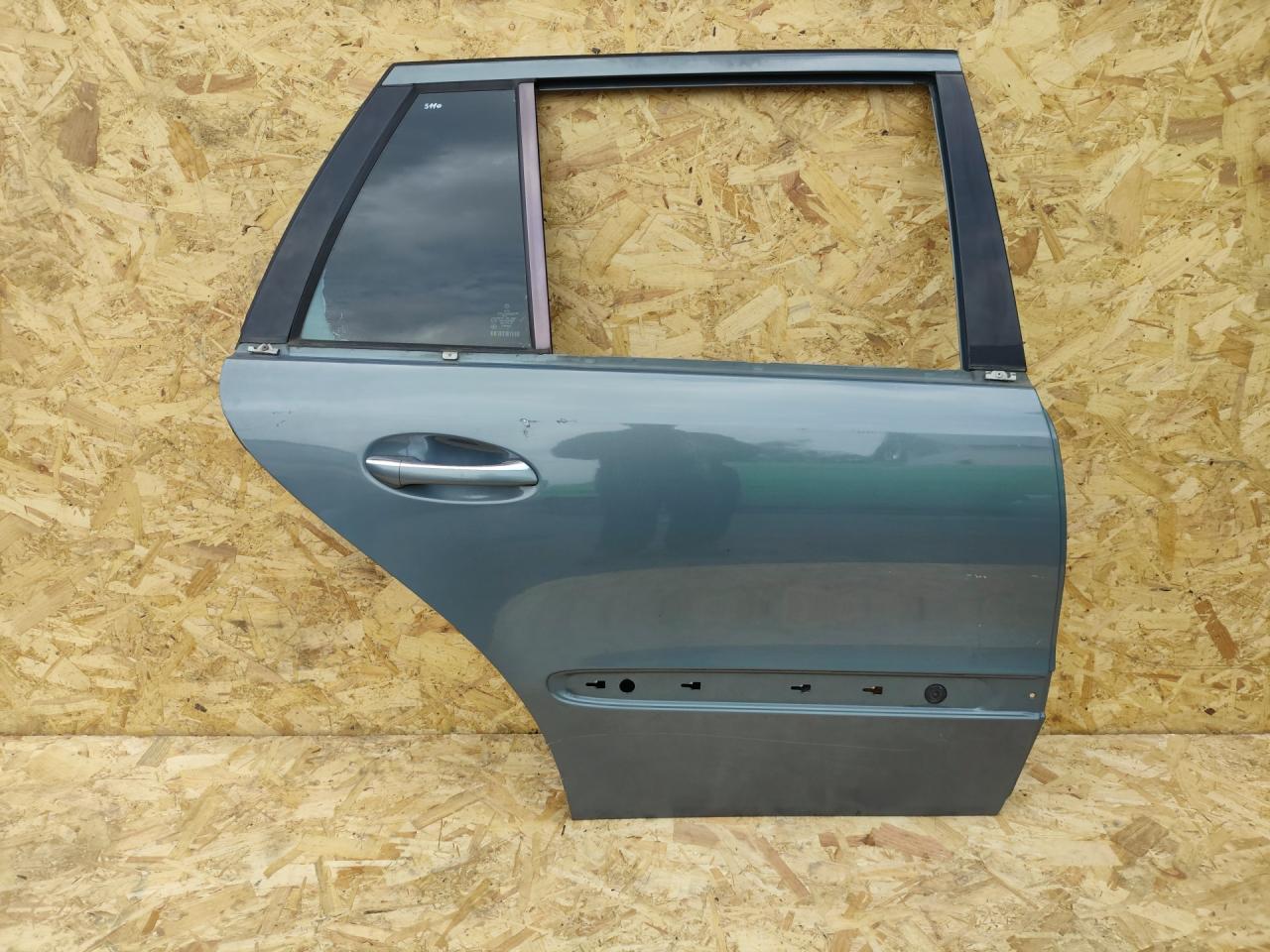 дверь задняя правая Mercedes-Benz E-Класс W211/S211 2005, 3.0 л., M 272.944, бензин, АКПП, универсал - фото №1
