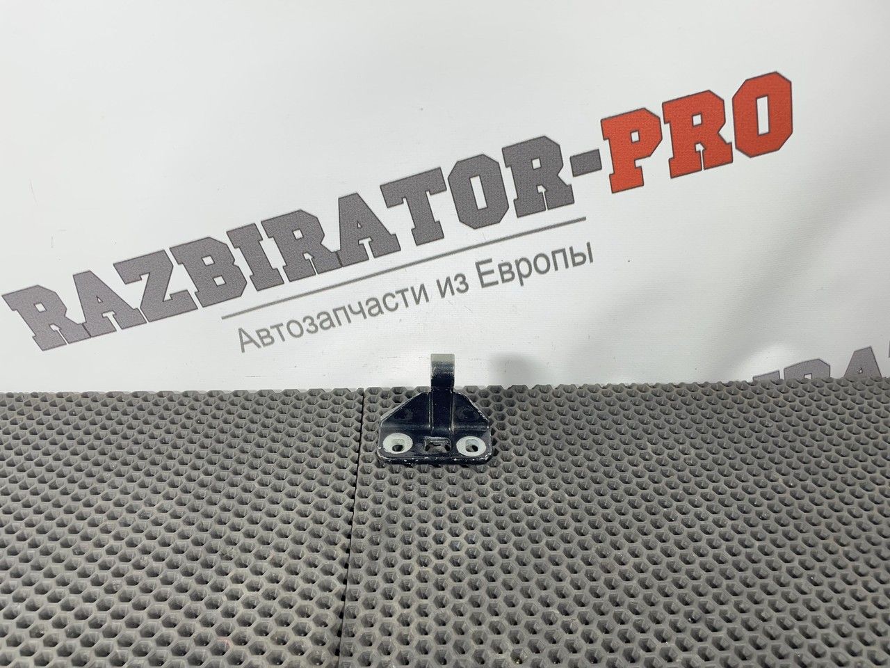 петля двери Mercedes-Benz E-Класс W211/S211 W211 2003, 1.8 л., M 271.941, бензин, АКПП, c185 melanitschwarz, универсал, правый руль - фото №1