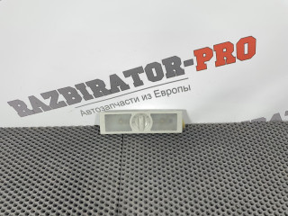 фонарь салона (плафон) Volkswagen Sharan 2 поколение 2011, 2.0 л., CFFB, дизель, 6МКПП, 2t, минивэн, передний привод, правый руль, 6Q0947291B