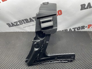 Крепление бампера заднего Volvo XC90 1 поколение 2006, 2.4 л., D 5244 T, дизель, АКПП, 455 titanium grey pearl, внедорожник 5 дв., правый руль, 8620567