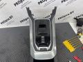 консоль салона Peugeot 308 2 поколение [рестайлинг] 2020, 1.5 л., дизель, АКПП, передний привод - фото №2