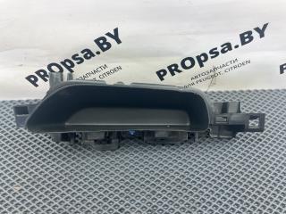пластик Peugeot 5008 2 поколение 2018, 2.0 л., дизель, АКПП, белый, передний привод, MP7571, 9816280577