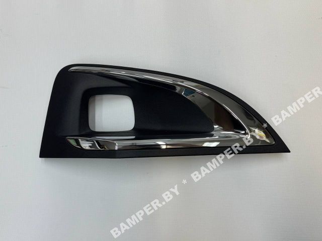 рамка фары противотуманной левой Peugeot 3008 2 поколение 2020, 1686611780, 9815692777, 1686611780R - фото №1