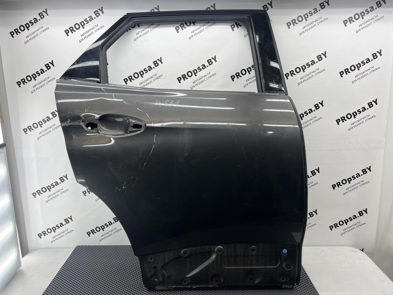 дверь задняя правая Peugeot 3008 2 поколение 2019, 1.2 л., бензин, МКПП, передний привод, правый руль, 9812317080 - фото №1