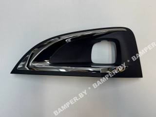рамка фары противотуманной левой Peugeot 3008 2 поколение 2020, 1617975880