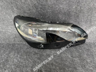 стекло фары правой Peugeot 5008 2 поколение 2018, 1674017980A1