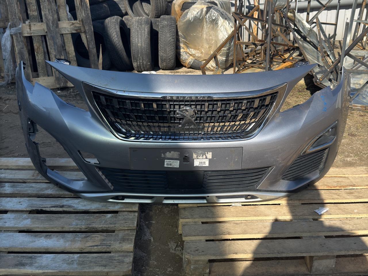 бампер передний Peugeot 3008 2 поколение 2018, 1.5 л., дизель, МКПП, передний привод, правый руль - фото №1