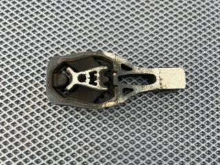 подушка крепления двигателя Peugeot 3008 2 поколение 2019, 1.2 л., бензин, МКПП, передний привод, правый руль, 9811786680