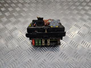 блок предохранителей Peugeot 307 1 поколение 2005, L11, 9661087080