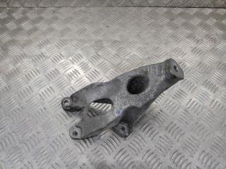 кронштейн двигателя Audi A6 4F/C6 [рестайлинг] 2010, 2.0 л., дизель, 8K0199307BE