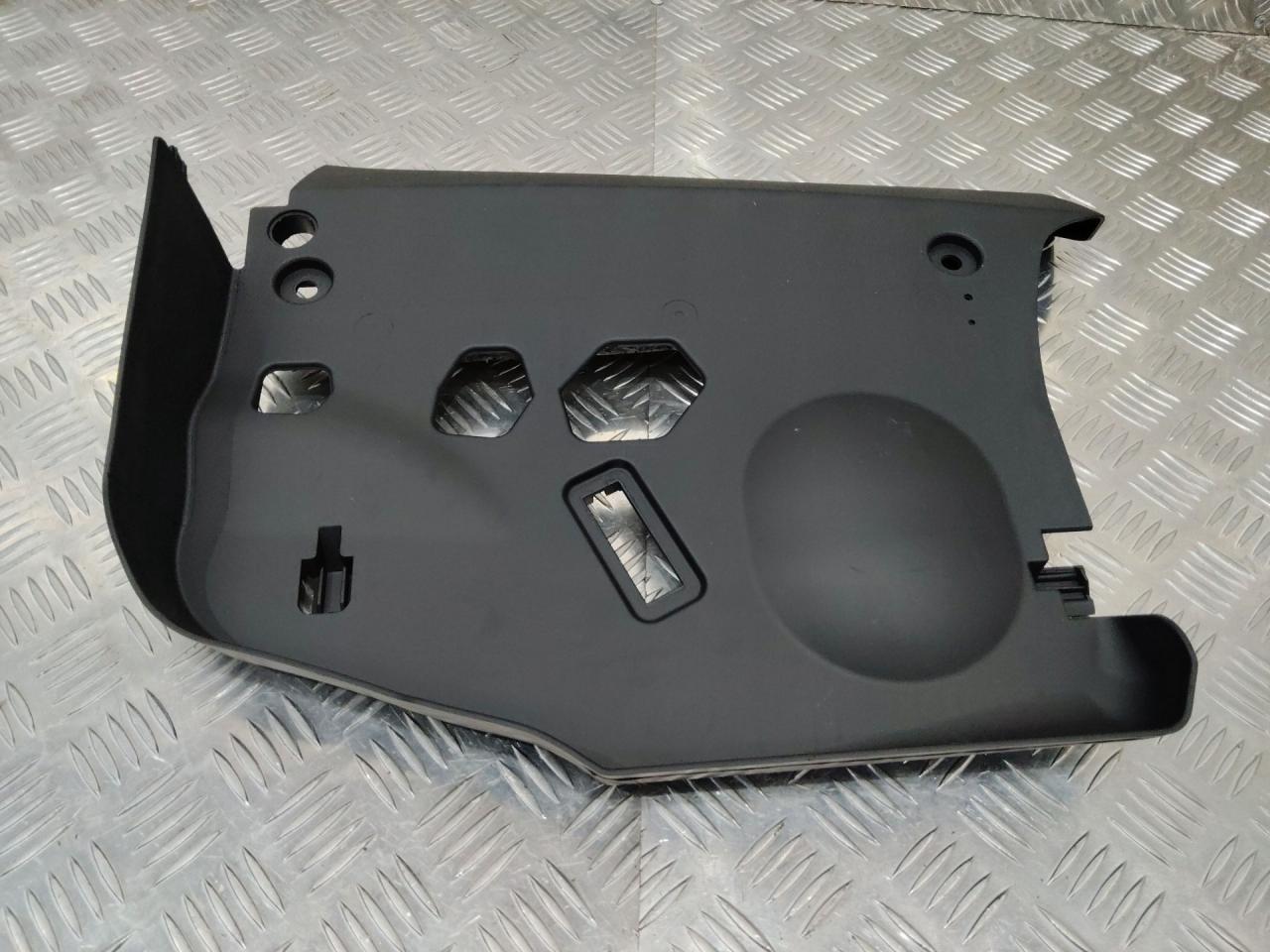 накладка на торпедо (консоль) BMW 3 серия F30/F31/F34 2012, 9218567 - фото №1