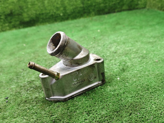 фланец (тройник) системы охлаждения Opel Sintra 1 поколение 1997, 2.2 л., бензин, МКПП, минивэн