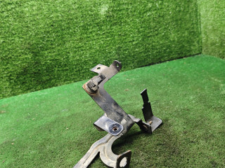 кронштейн (крепление) Renault Duster 1 поколение [рестайлинг] 2017, 2.0 л., бензин, МКПП, внедорожник 5 дв., полный привод