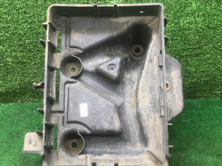 полка аккумулятора Volkswagen Polo Sedan 1 поколение 2015, 1.6 л., МКПП, седан, 5Z0915331A