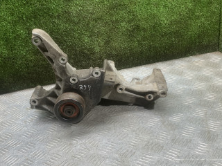 кронштейн гидроусилителя Renault Laguna 1 поколение [рестайлинг] 1998, 1.8 л., бензин, МКПП, хетчбэк 5 дв., 770086880