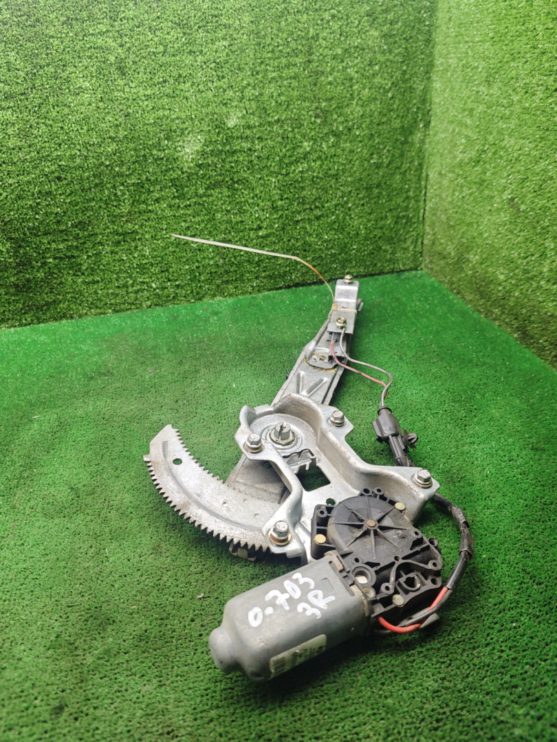 стеклоподъемник электрический задний правый Lancia Kappa 1 поколение 1999, 2.0 л., бензин, МКПП, седан - фото №1