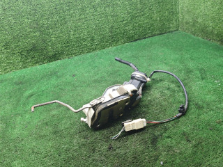 замок двери передней правой Toyota Picnic 1 поколение XM10 2000, 2.0 л., бензин, МКПП, минивэн