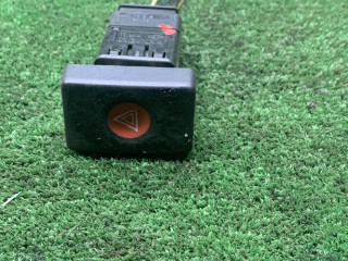 кнопка аварийной сигнализации Renault Logan 1 поколение 2006, 1.4 л., бензин, МКПП, седан