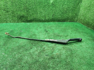 щеткодержатель (поводок стеклоочистителя, дворник) Opel Vectra B 1999, 1.6 л., X 16 XEL, бензин, МКПП, хетчбэк 5 дв.