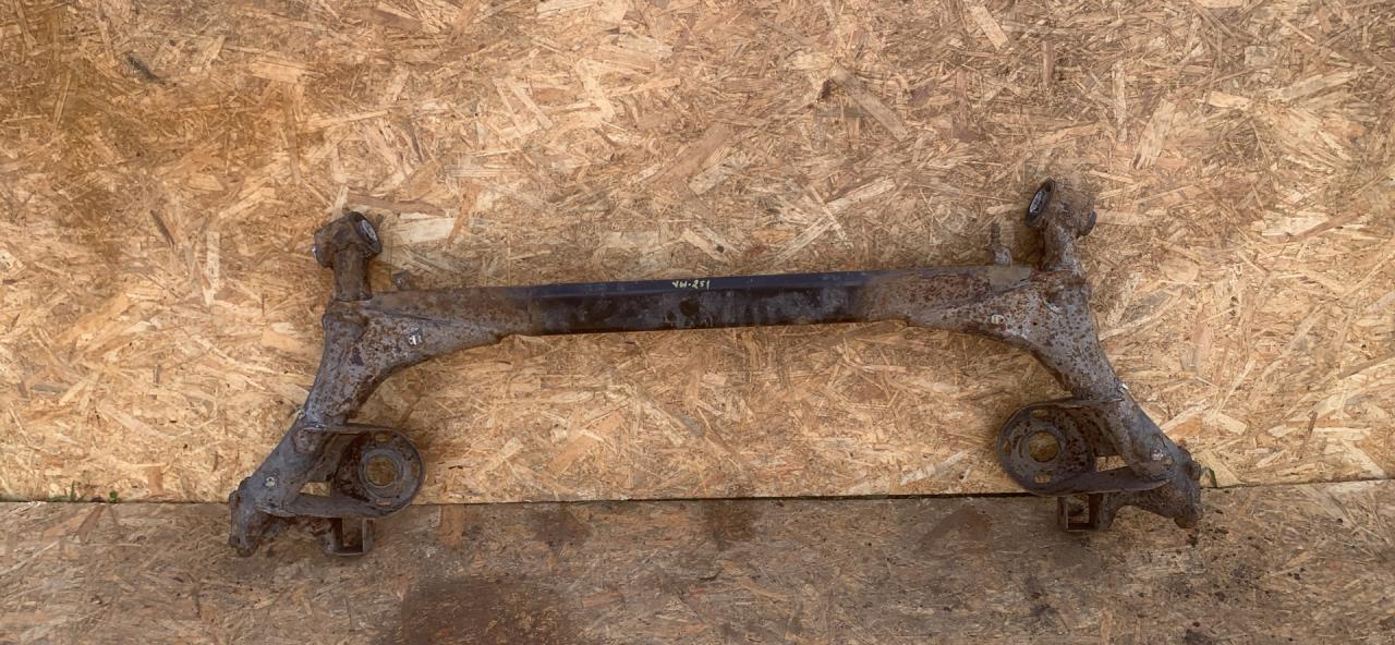балка подвески задняя Volkswagen Polo Sedan 1 поколение 2015, 1.6 л., МКПП, седан - фото №1