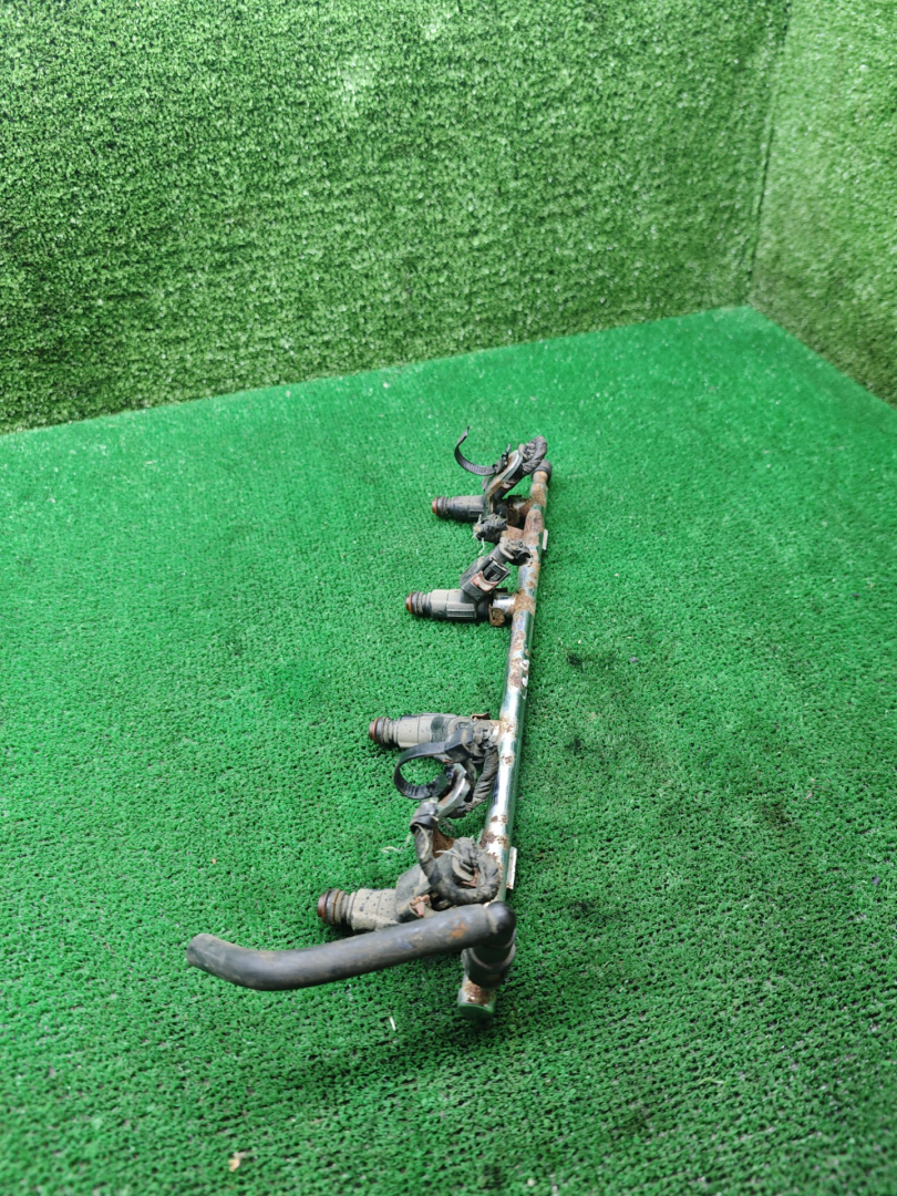 форсунка Chrysler Neon 2 поколение 1999, 2.0 л., бензин, АКПП, седан, 0280155782 - фото №1